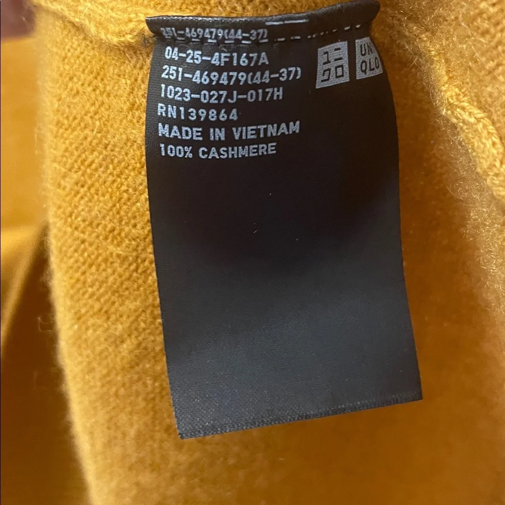 Uniqlo - Cashmere Long Sleeve Sweater Shirt - Golden - S - Picture 4 of 10